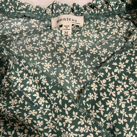 Marshalls green and white flower dressy top Size M - Picture 2 of 2